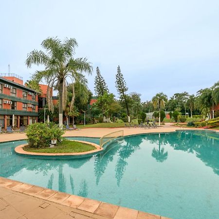 Exe Hotel Cataratas Puerto Iguazu Exterior photo The swimming pool at the hotel
